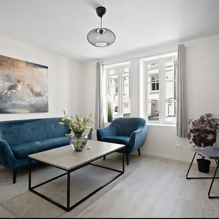 A Place To Stavanger, 2 ستافانجر